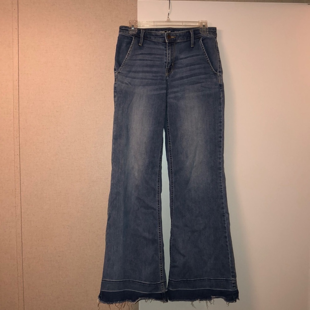 Womens wide leg stretch jeans
